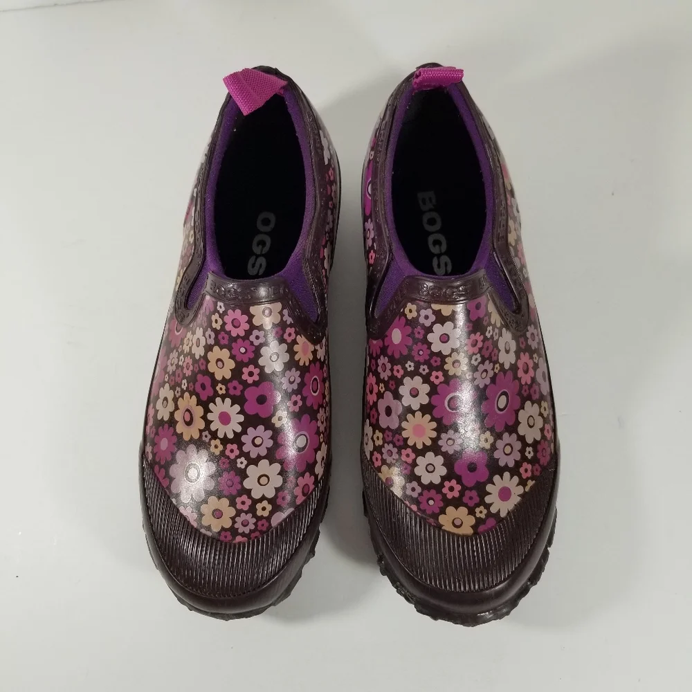 Bogs Rain Boots Girl's Size 6 Rue Rain Purple Floral Slip On Cap Toe Shoes